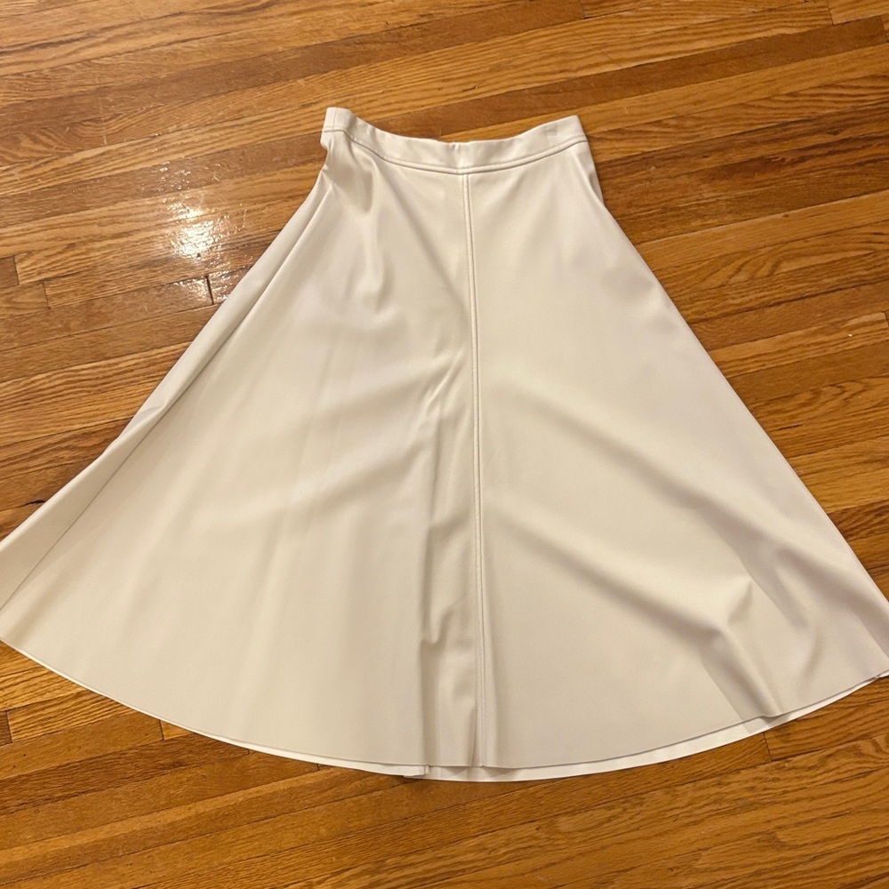 Banana Republic Cream A-Line Skirt